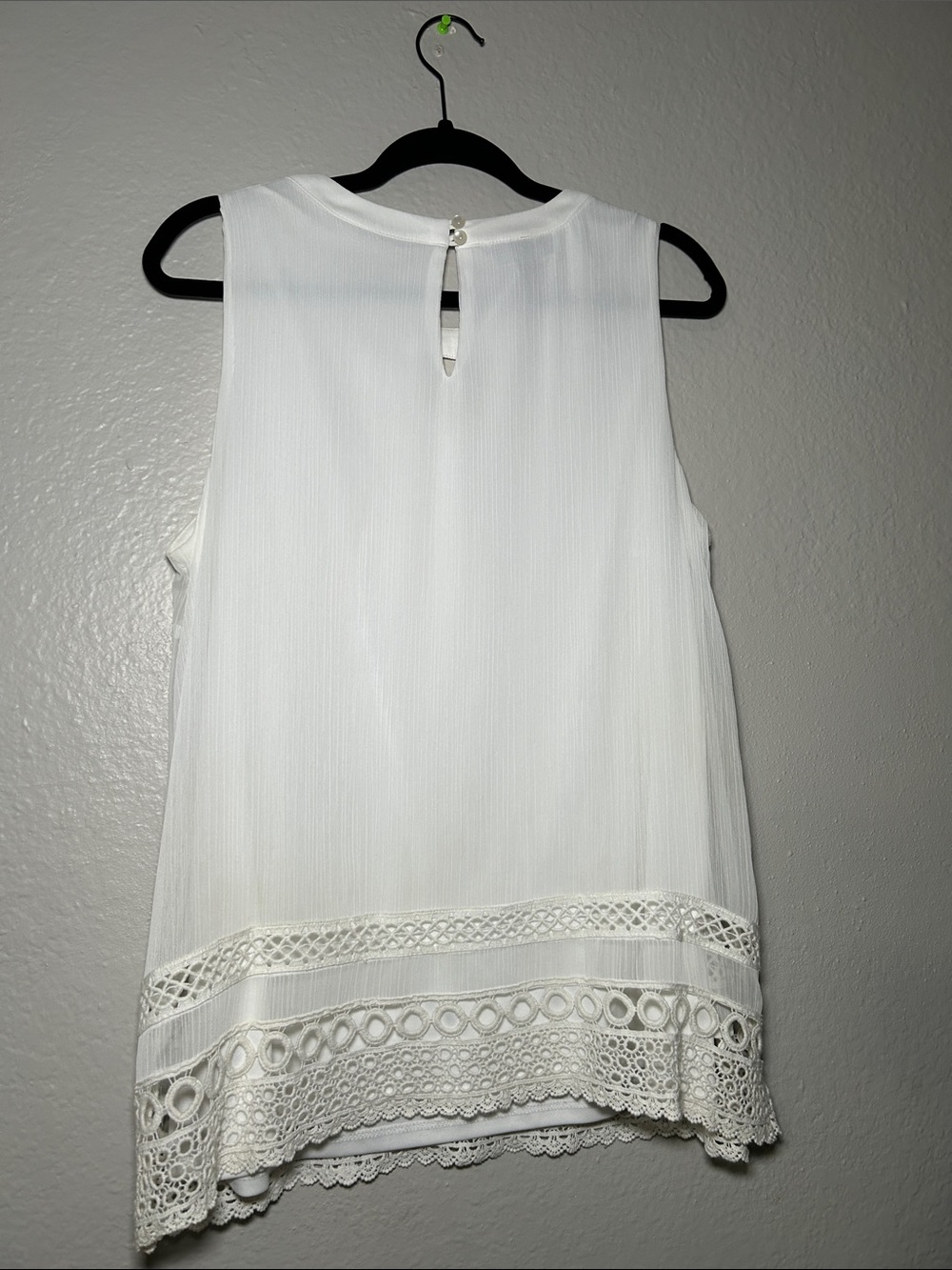 AB Studio White Crochet-Hem Sleeveless Camisole - Picture 7 of 7